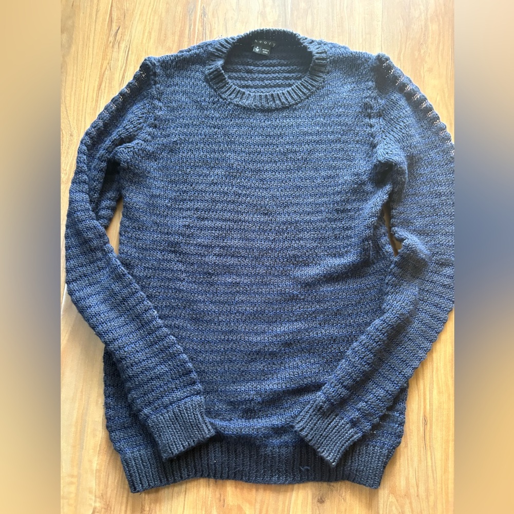 Theory Women’s Blue Crewneck Sweater